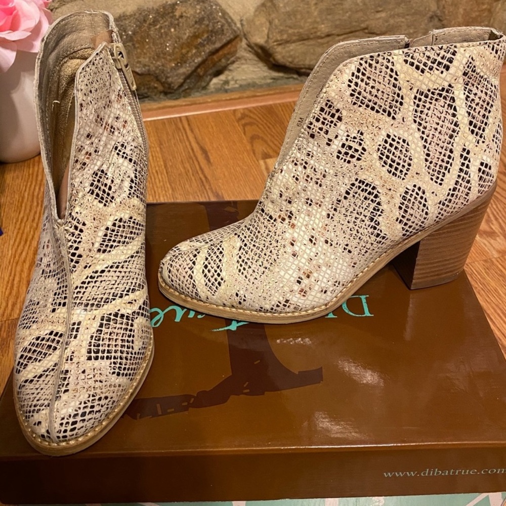dibs tru snakeskin booties